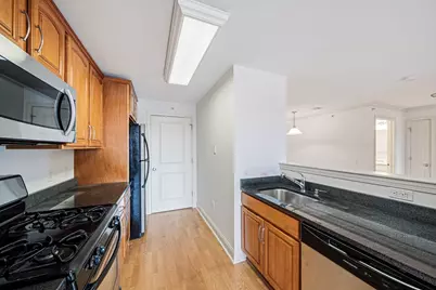 555 Page St #305, Stoughton, MA 02072 - Photo 3