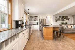 91 North St, Mattapoisett, MA 02739 - Photo 11