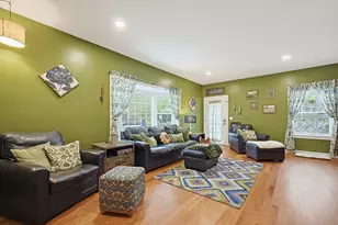 16 Poitras Ave, Tyngsborough, MA 01879 - Photo 9