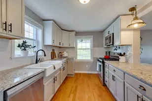 3 Walters Dr, Oxford, MA 01540 - Photo 9