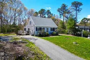 125 Lake View Blvd, Plymouth, MA 02360 - Photo 3
