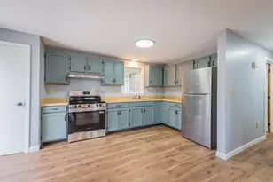 125 Lake View Blvd, Plymouth, MA 02360 - Photo 7