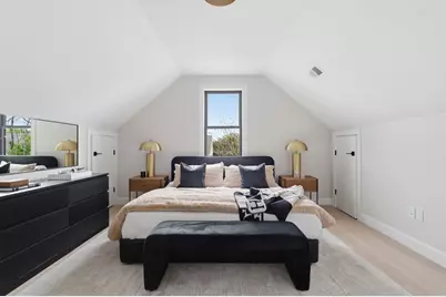 57 Myrtle St, Medford, MA 02155 - Photo 31