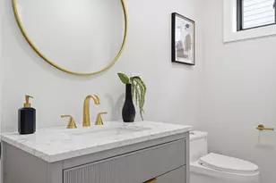 57 Myrtle St, Medford, MA 02155 - Photo 15