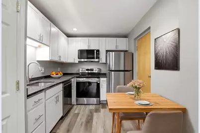 326 Broadway #6, Somerville, MA 02145 - Photo 3