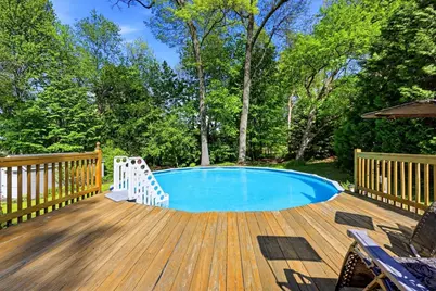 9 Meadowbrook Drive, Hadley, MA 01035 - Photo 5