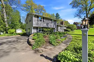 9 Meadowbrook Dr, Hadley, MA 01035 - Photo 1