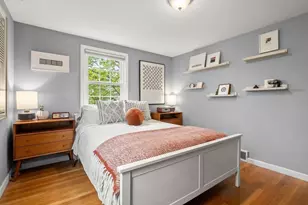 6 Van Brunt St, Boston, MA 02136 - Photo 9