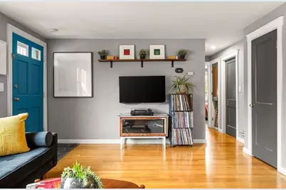 6 Van Brunt St, Boston, MA 02136 - Photo 3