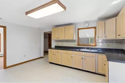 22 Franklin St, Woburn, MA 01801 - Photo 27