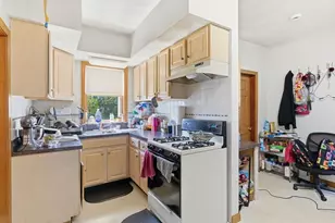 22 Franklin St, Woburn, MA 01801 - Photo 13