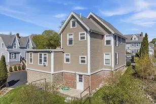 22 Franklin St, Woburn, MA 01801 - Photo 7