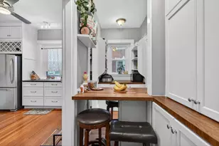 17 Park Vale, Brookline, MA 02446 - Photo 9