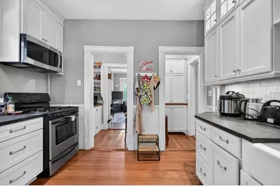 17 Park Vale #4, Brookline, MA 02446 - Photo 7