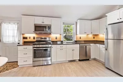 24 Chestnut St #2, Framingham, MA 01701 - Photo 13