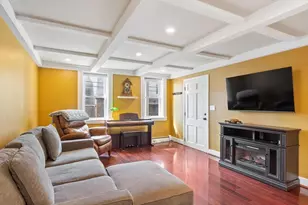24 Chestnut St, Framingham, MA 01701 - Photo 9