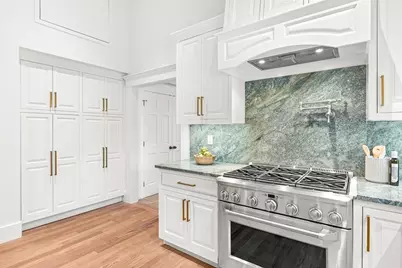 10 Viking Road, Winchester, MA 01890 - Photo 19