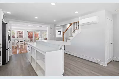 105 Lakeshore Dr, Georgetown, MA 01833 - Photo 5