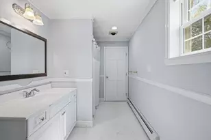 105 Lakeshore Dr, Georgetown, MA 01833 - Photo 13