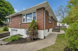 31 Villa Rd, Shrewsbury, MA 01545 - Photo 3