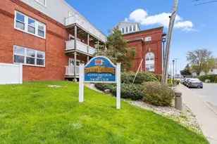 45 Main St, Wareham, MA 02571 - Photo 1
