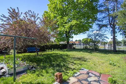 49 Fitzgerald Rd, Springfield, MA 01104 - Photo 41