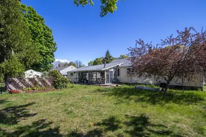 49 Fitzgerald Rd, Springfield, MA 01104 - Photo 37