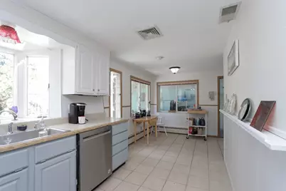 49 Fitzgerald Rd, Springfield, MA 01104 - Photo 15