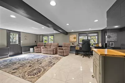 14 Huron Ave, Danvers, MA 01923 - Photo 17