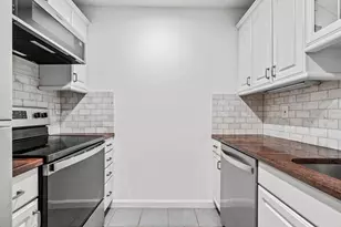 37 W Newton St, Boston, MA 02118 - Photo 5