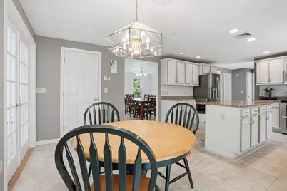 28 Wood Dr, Mendon, MA 01756 - Photo 15