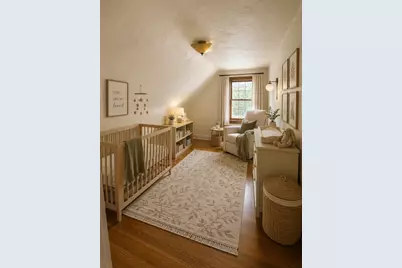 7 Lorette St, Boston, MA 02132 - Photo 17