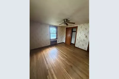 7 Lorette St, Boston, MA 02132 - Photo 5