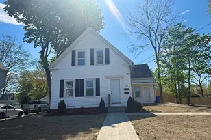140 W Water St, Rockland, MA 02370 - Photo 1
