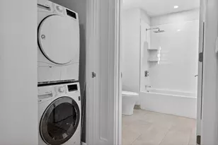 420 W Broadway, Boston, MA 02127 - Photo 13