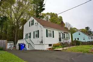 35 Hillsdale Rd, Holbrook, MA 02343 - Photo 3