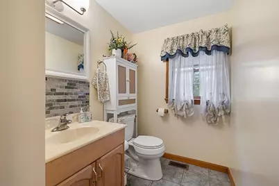 35 Burnap St., Auburn, MA 01501 - Photo 17