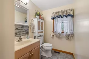35 Burnap St, Auburn, MA 01501 - Photo 17