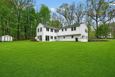 207 Bigelow St, Marlborough, MA 01752 - Photo 17