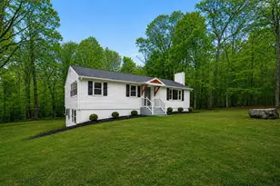 207 Bigelow St, Marlborough, MA 01752 - Photo 1