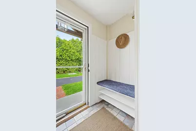 13 Lawrence Circle, Medfield, MA 02052 - Photo 3