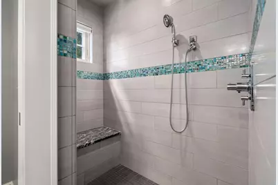 42 Aberdeen St, Newton, MA 02461 - Photo 21