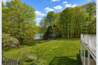 9 River St, Upton, MA 01568 - Photo 3