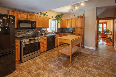 107 Lyman St, South Hadley, MA 01075 - Photo 7