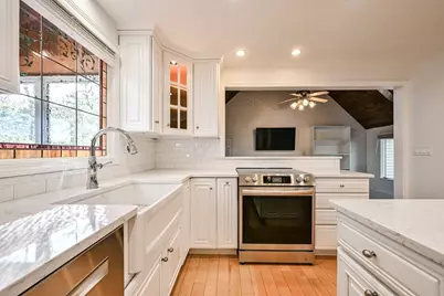 15 Edwards Rd, Foxboro, MA 02035 - Photo 9