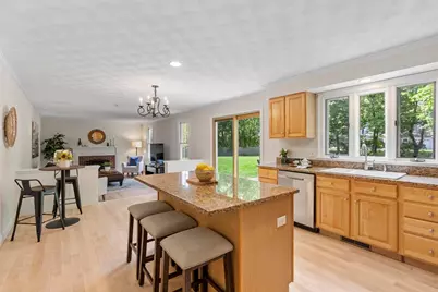37 Concord Road, Acton, MA 01720 - Photo 11