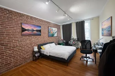 8 Euston St #5, Brookline, MA 02446 - Photo 3