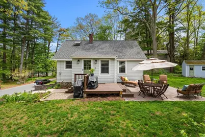 40 Lake Dr, Hamilton, MA 01982 - Photo 3