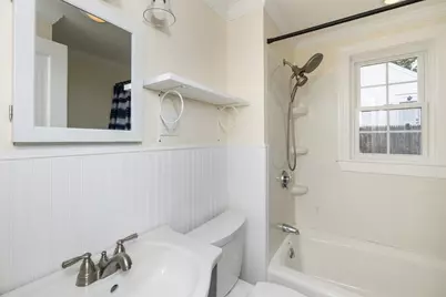 27 Bowdoin St, Winthrop, MA 02152 - Photo 15
