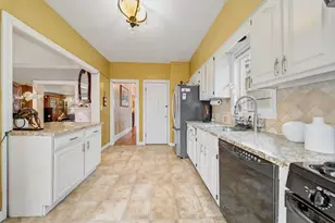75 Walker St, Quincy, MA 02171 - Photo 5